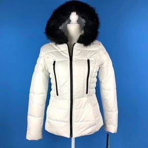 NWT women’s small coat Celebrity Pink